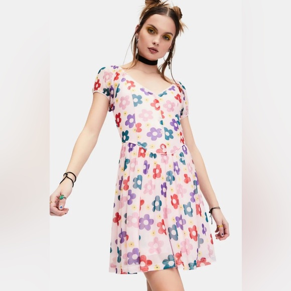 DELIA*S BY DOLLS KILL | YOUTHFUL DAYS FLORAL DRESS - Picture 2 of 10